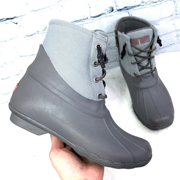 •|•SPERRY•| Grey & Grey Duck Rain Duck Boots Size 7 - Picture 1 of 11